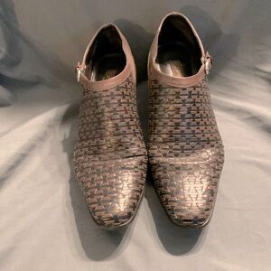 Brighton dark brown heeled shoes